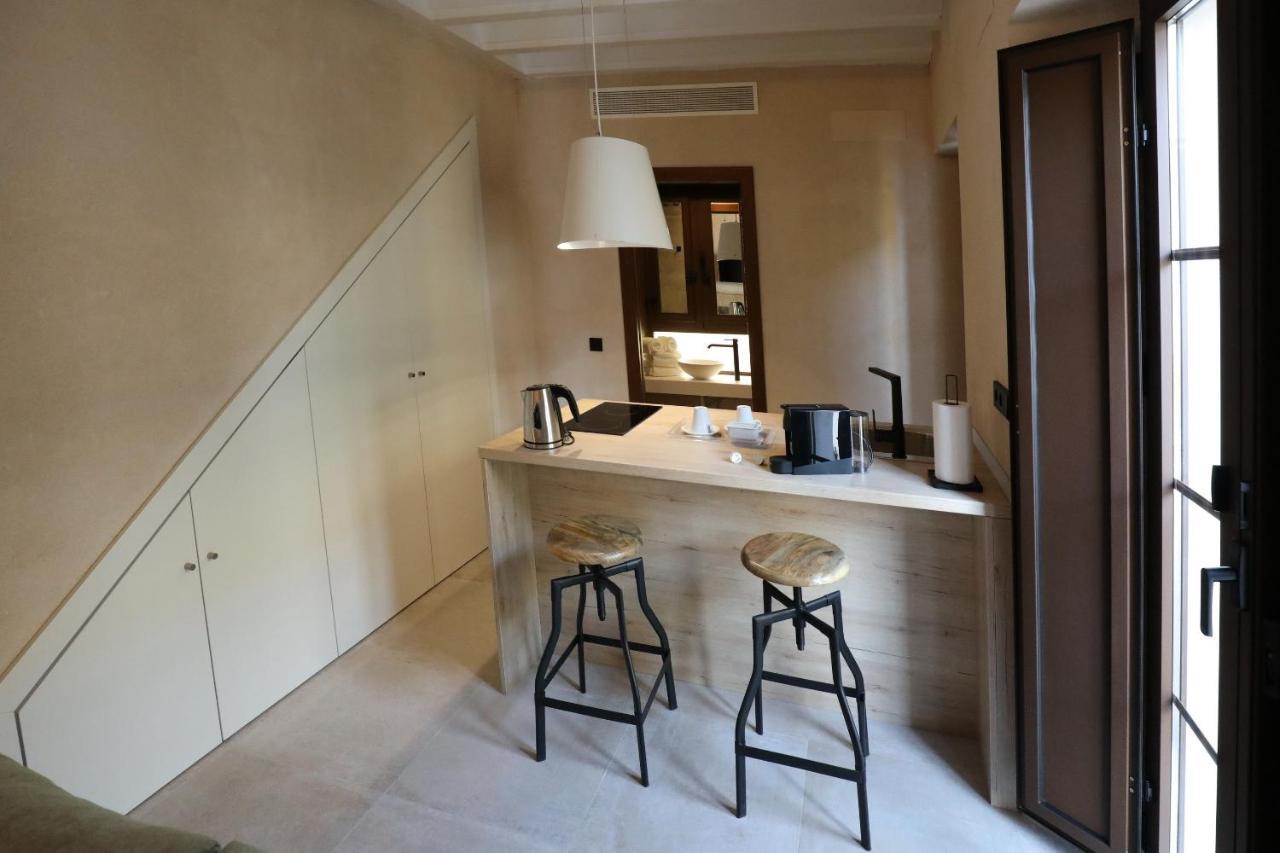 Casa Senorial Del Siglo XVIII Aparthotel Sevilla Exteriör bild