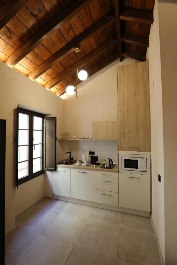 Casa Senorial Del Siglo XVIII Aparthotel Sevilla Exteriör bild