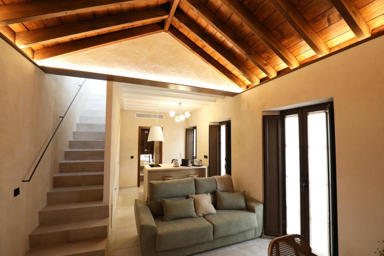 Casa Senorial Del Siglo XVIII Aparthotel Sevilla Exteriör bild