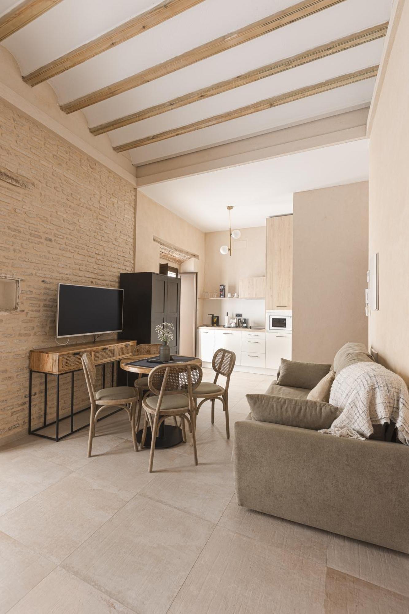 Casa Senorial Del Siglo XVIII Aparthotel Sevilla Exteriör bild